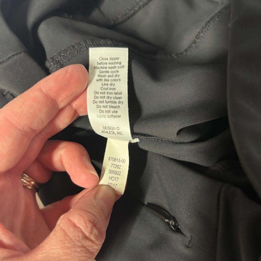 Athleta Stellar Tight Leggings Size Small Black Zip Pockets Trouser Style - Picture 10 of 10